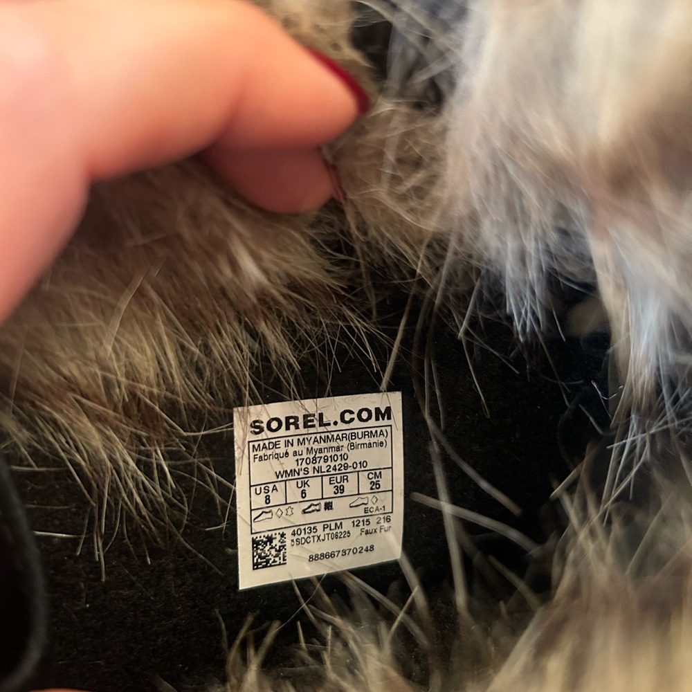 Sorel Waterproof Snow Boots - Picture 4 of 5